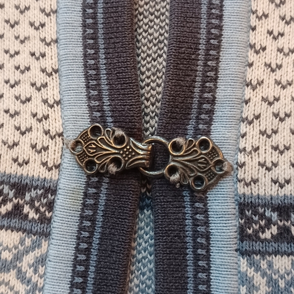 L.L. Bean Nordic Cardigan Sweater with Pewter clasps - Picture 4 of 4